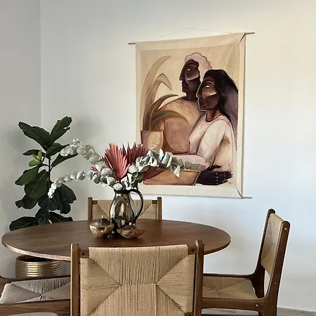 5th Element Espartal Apartment